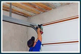 Tinley Park Garage Door Shop Tinley Park, IL 708-271-9015 - garage-door-maintenance