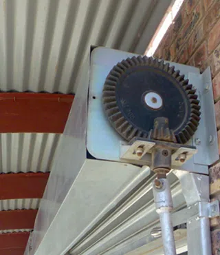 Tinley Park Garage Door Shop Tinley Park, IL 708-271-9015 - sb-rolling-garage-doors-01